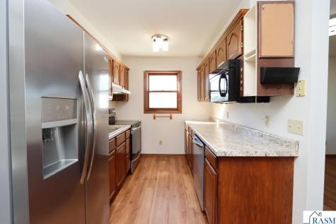 109 Burg Avenue Nicollet MN 56074