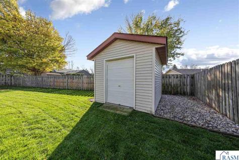 427 Lilac Lane Madison Lake MN 56063