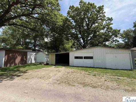 608 8th Street SE Waseca MN 56093