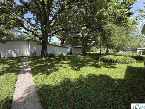 608 8th Street SE Waseca MN 56093