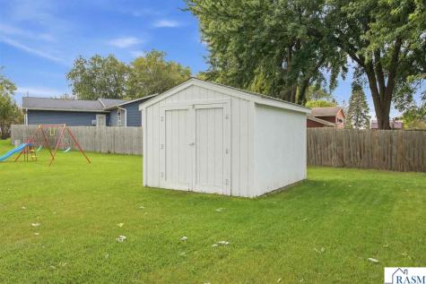 628 SE 13th Street Waseca MN 56093