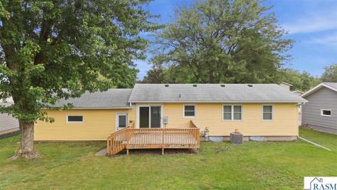628 SE 13th Street Waseca MN 56093