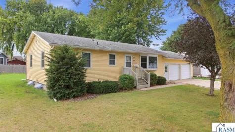 628 SE 13th Street Waseca MN 56093