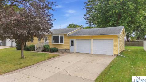 628 SE 13th Street Waseca MN 56093