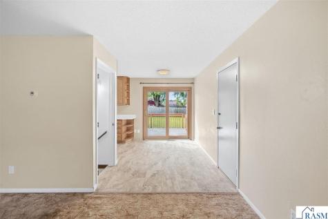 628 SE 13th Street Waseca MN 56093