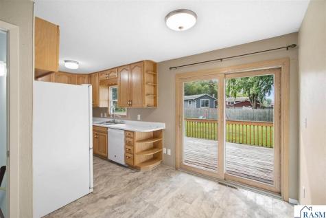 628 SE 13th Street Waseca MN 56093