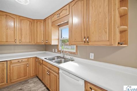 628 SE 13th Street Waseca MN 56093
