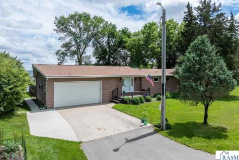 49295 Sportsmans Lane Waterville MN 56096