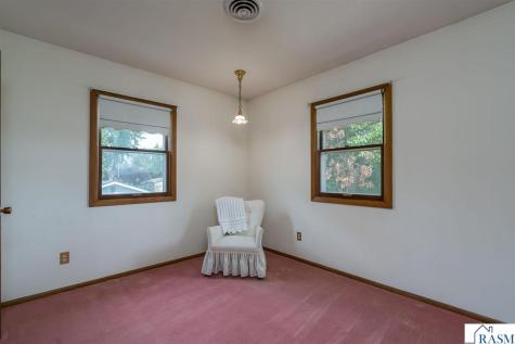 137 Marabou Drive Mankato MN 56001