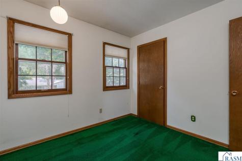 137 Marabou Drive Mankato MN 56001
