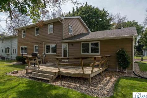 137 Marabou Drive Mankato MN 56001