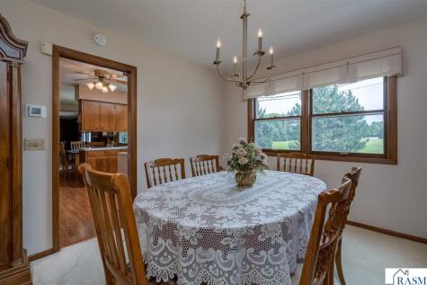 137 Marabou Drive Mankato MN 56001