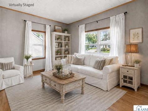 1041 Quincy Street North Mankato MN 56003