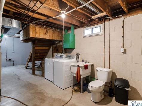 1041 Quincy Street North Mankato MN 56003