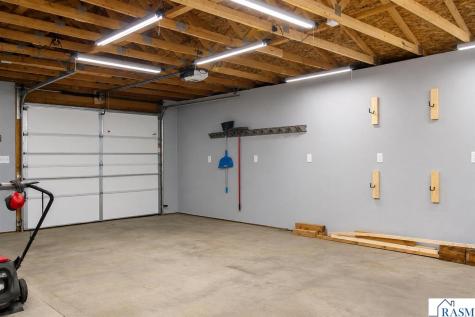 1041 Quincy Street North Mankato MN 56003