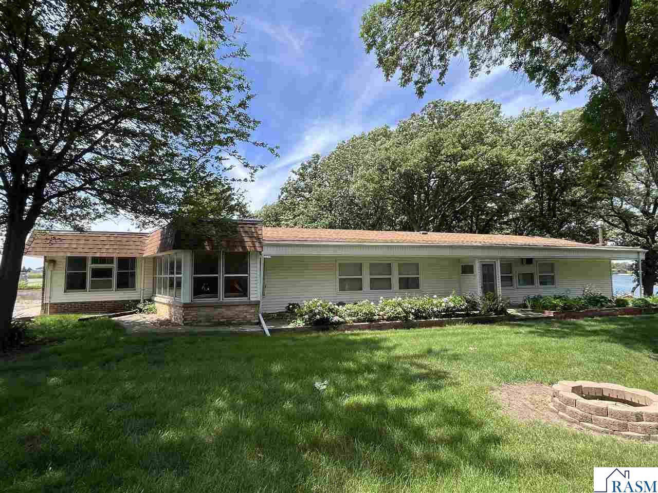 70340 S Long Lake Lane St. James MN 56081