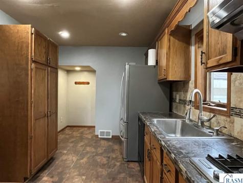 1305 9th Avenue North St. James MN 56081