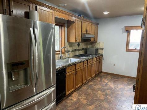 1305 9th Avenue North St. James MN 56081