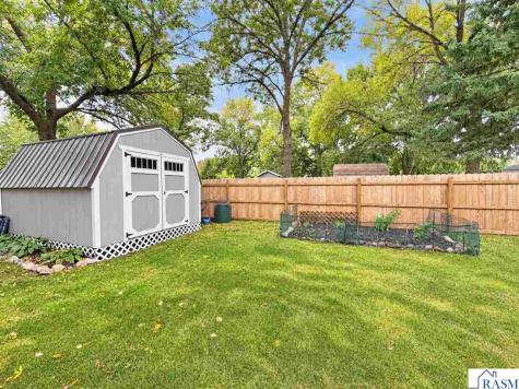 408 NE 17th Avenue Waseca MN 56093