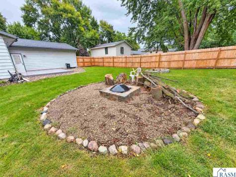 408 NE 17th Avenue Waseca MN 56093