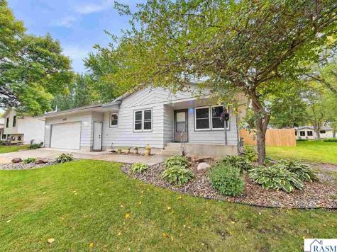 408 NE 17th Avenue Waseca MN 56093