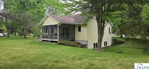 14351 Hill & Dale Drive Waseca MN 56093