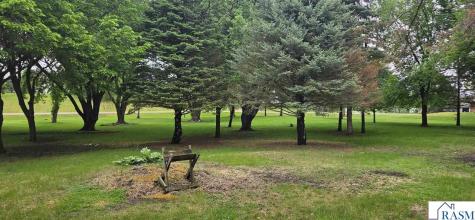 14351 Hill & Dale Drive Waseca MN 56093