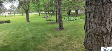 14351 Hill & Dale Drive Waseca MN 56093