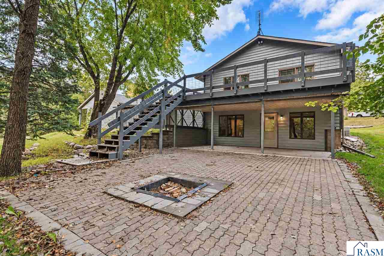 61785 Sunset Lane New Ulm MN 56073