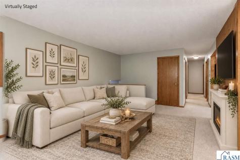 61785 Sunset Lane New Ulm MN 56073