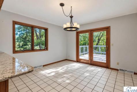 61785 Sunset Lane New Ulm MN 56073