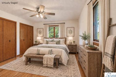 61785 Sunset Lane New Ulm MN 56073