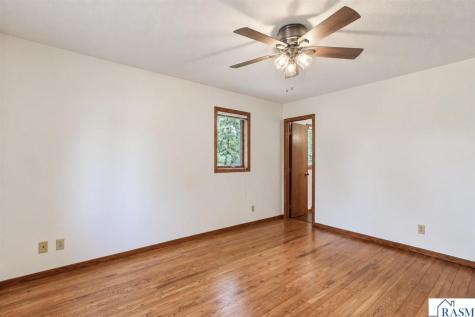 61785 Sunset Lane New Ulm MN 56073