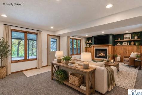 61785 Sunset Lane New Ulm MN 56073