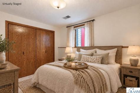 61785 Sunset Lane New Ulm MN 56073