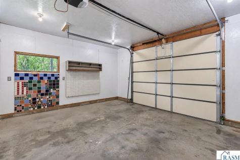 61785 Sunset Lane New Ulm MN 56073