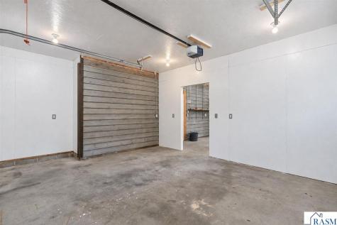 61785 Sunset Lane New Ulm MN 56073