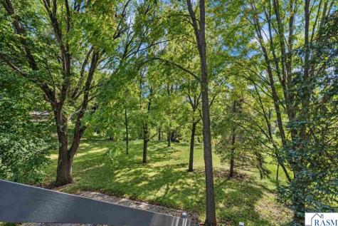 61785 Sunset Lane New Ulm MN 56073