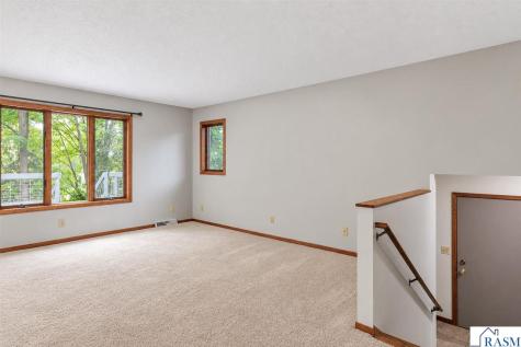 61785 Sunset Lane New Ulm MN 56073