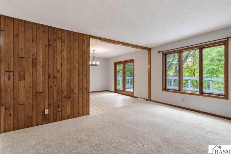 61785 Sunset Lane New Ulm MN 56073