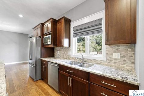 317 Oak Marsh Drive Mankato MN 56001