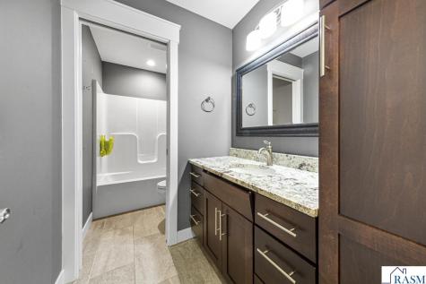 317 Oak Marsh Drive Mankato MN 56001