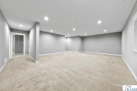 317 Oak Marsh Drive Mankato MN 56001