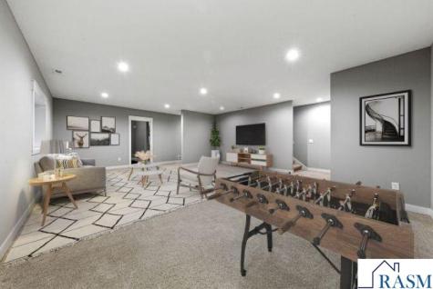 317 Oak Marsh Drive Mankato MN 56001