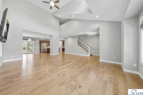 317 Oak Marsh Drive Mankato MN 56001