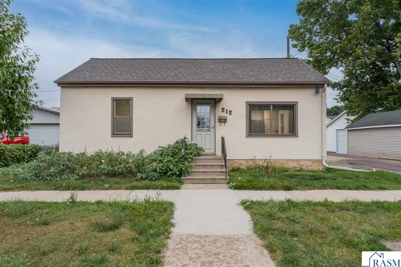 212 E Rock Street Mankato MN 56001-3047