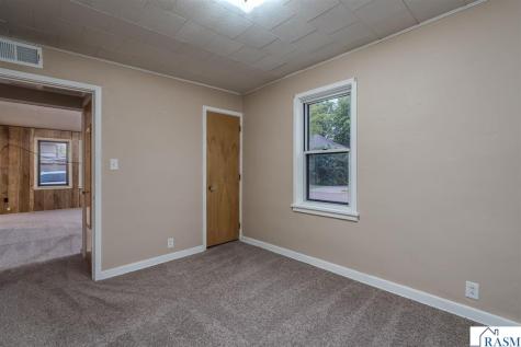 212 E Rock Street Mankato MN 56001-3047