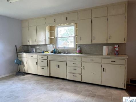302 County Road 19 N Odin MN 56160
