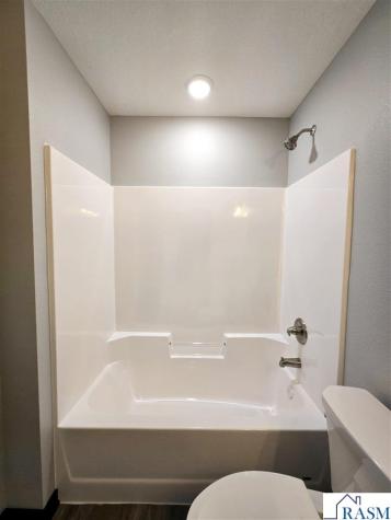 206 Barony Road Le Sueur MN 56058-2075
