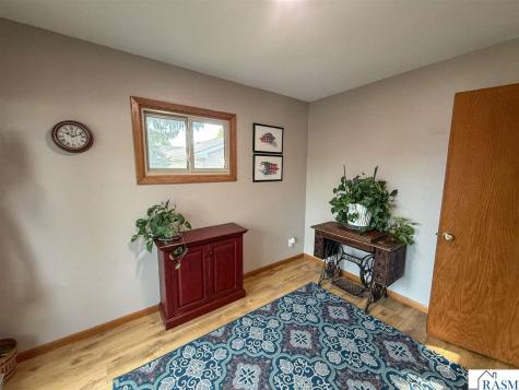 1326 N Payne Street New Ulm MN 56073
